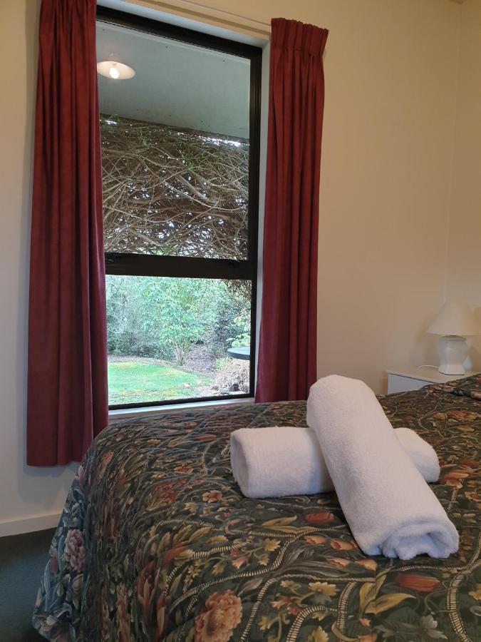 Lake Brunner Country Motel & Holiday Park Moana Δωμάτιο φωτογραφία