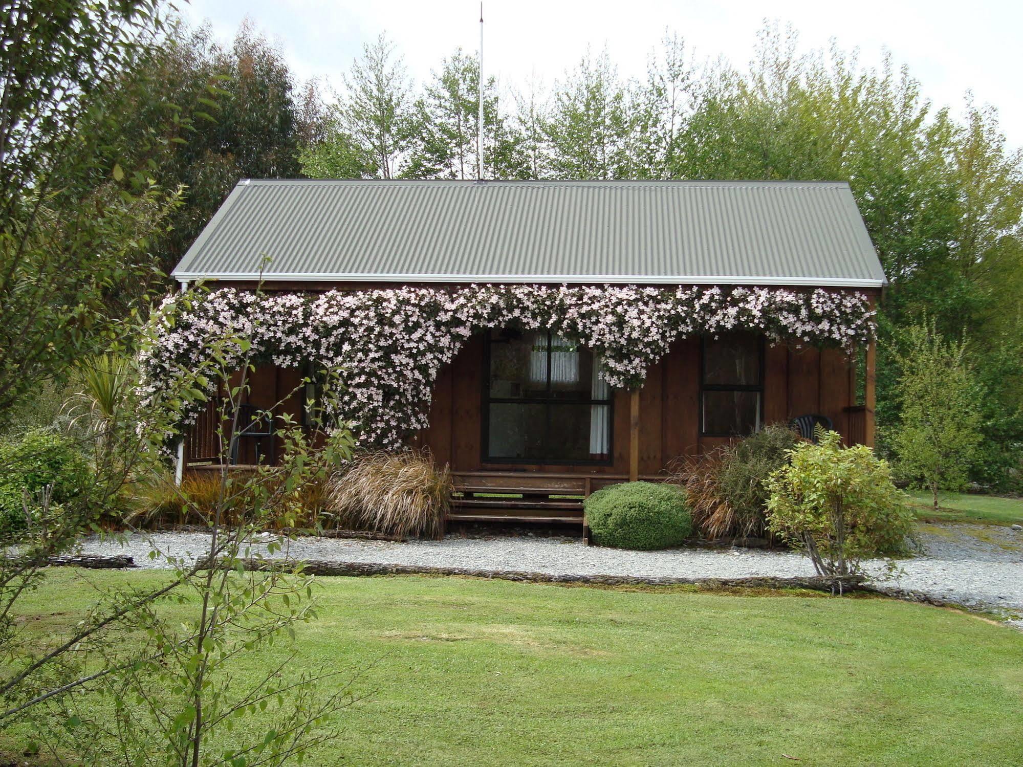 Lake Brunner Country Motel & Holiday Park Moana Εξωτερικό φωτογραφία
