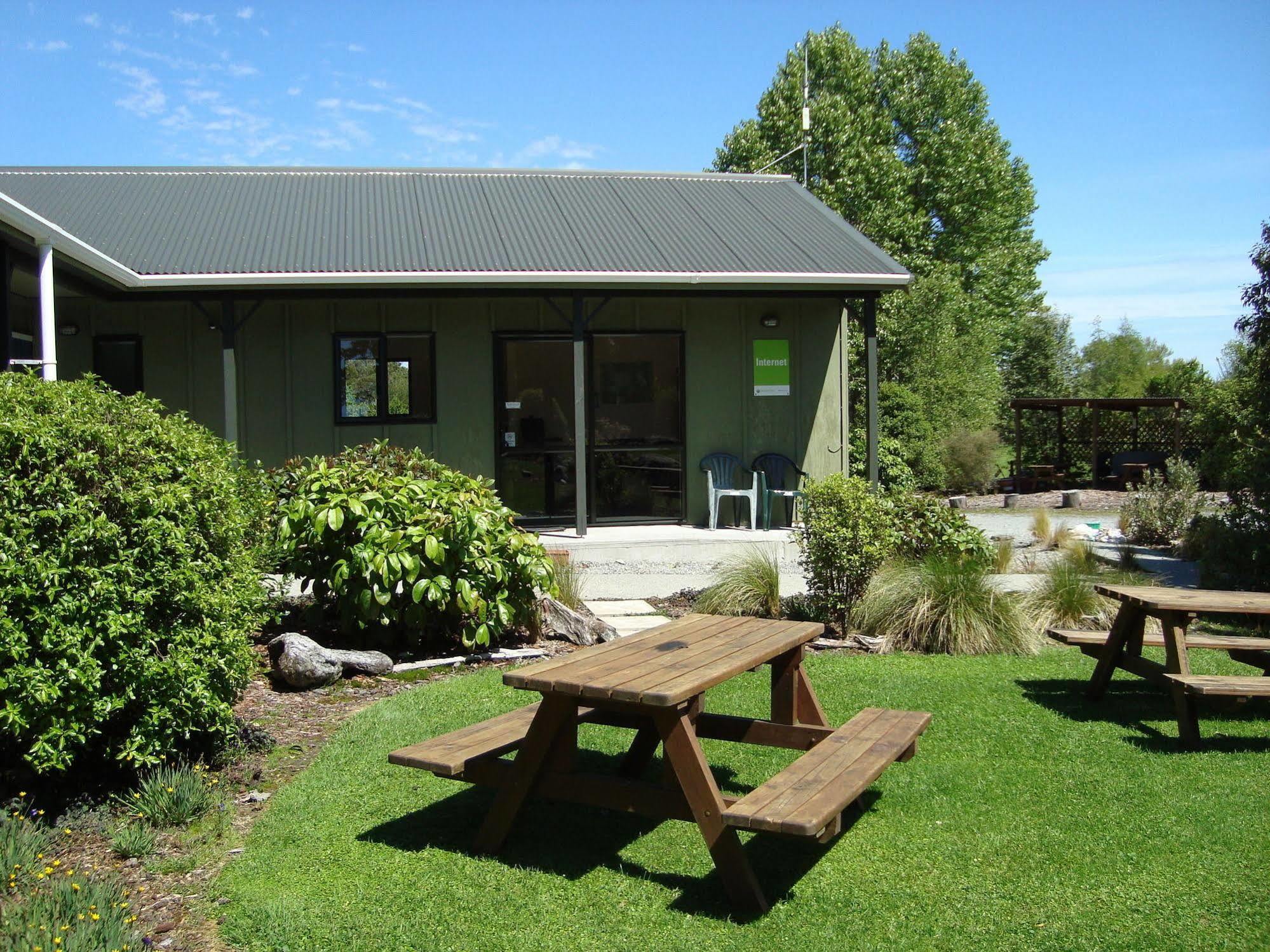 Lake Brunner Country Motel & Holiday Park Moana Εξωτερικό φωτογραφία