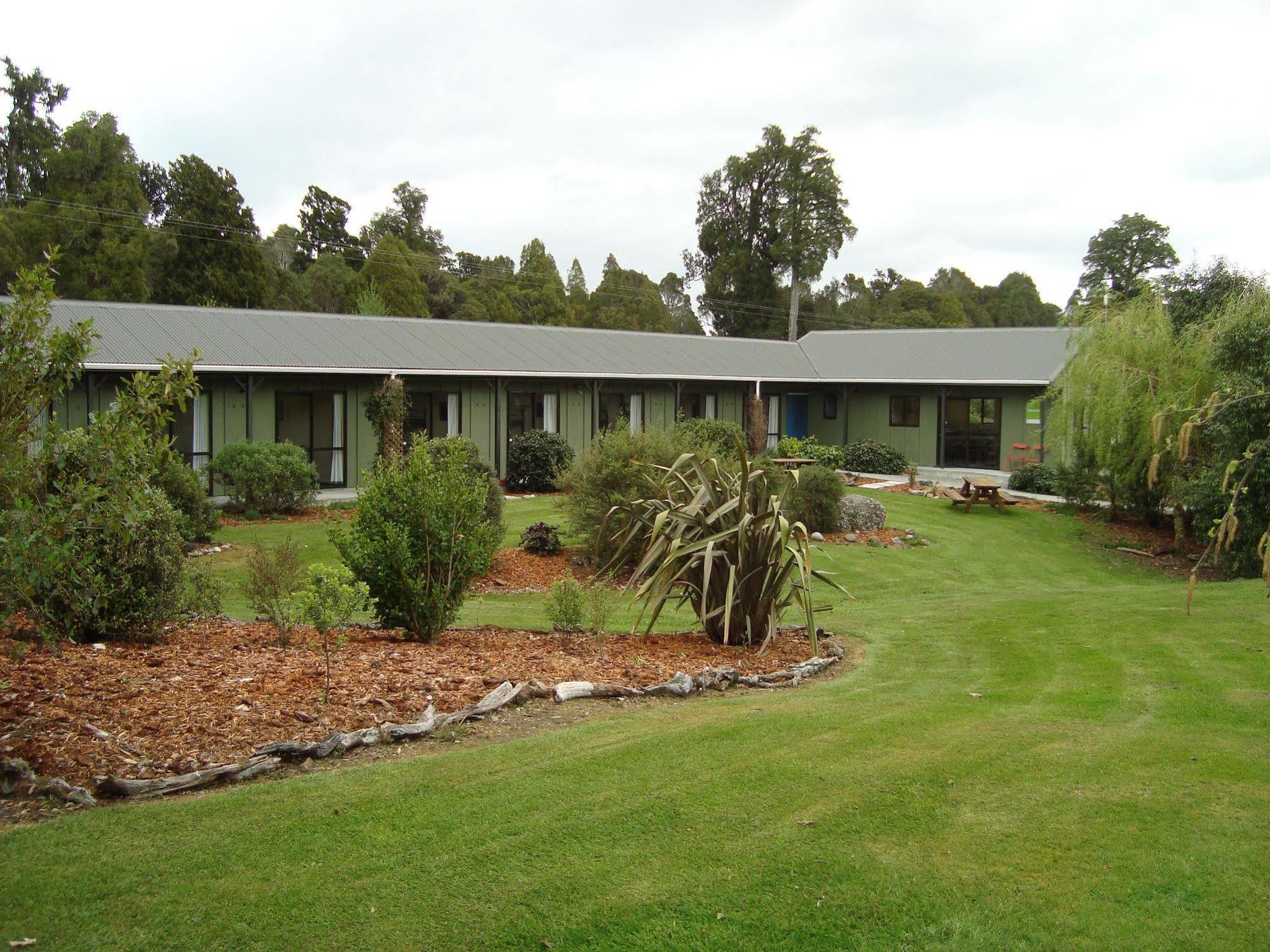 Lake Brunner Country Motel & Holiday Park Moana Εξωτερικό φωτογραφία